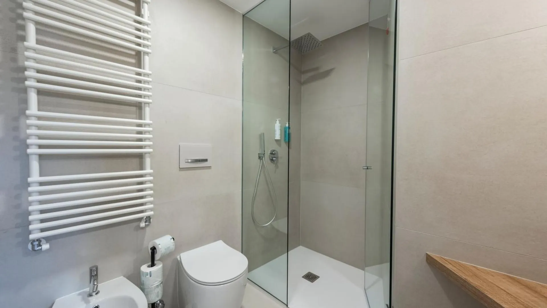 Sweett - Luxury Velasca Milan 0*,  Italy