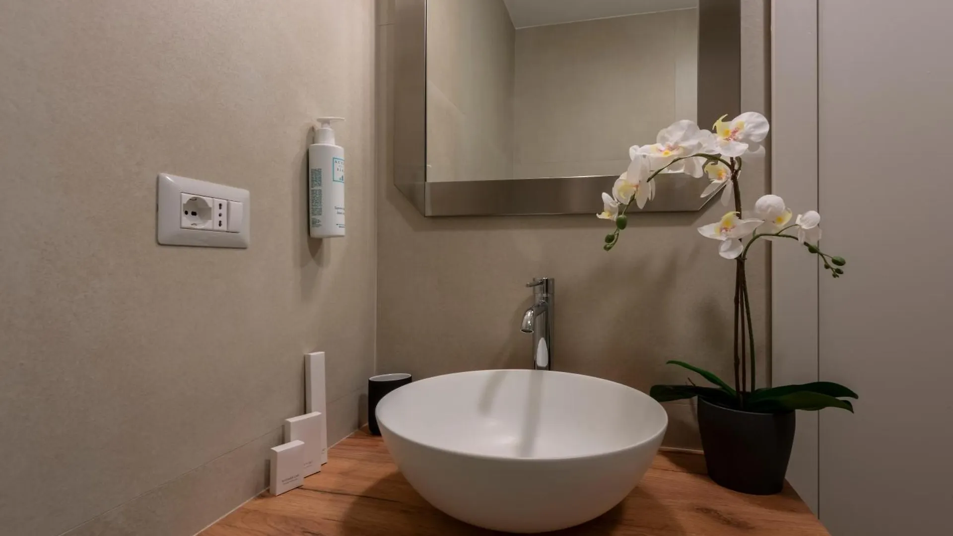 Apartment Sweett - Luxury Velasca Milan